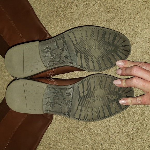 Kenneth Cole Reaction Brown Riding Boots SIZE 8 - Picture 4 of 7